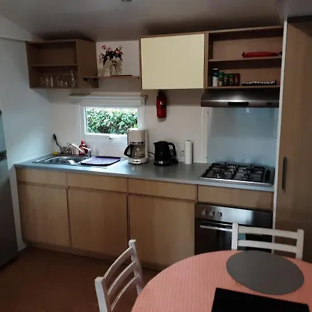 Mobil 3chambres Confort Campsite *